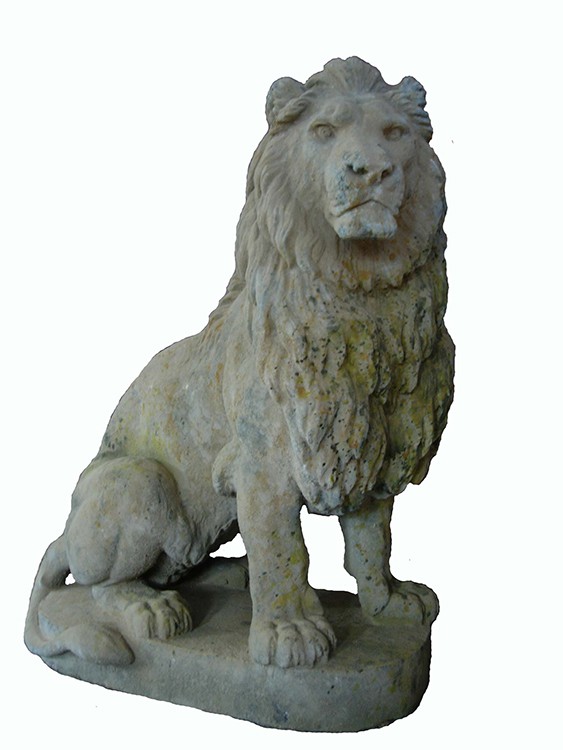 Statue en pierre Lion